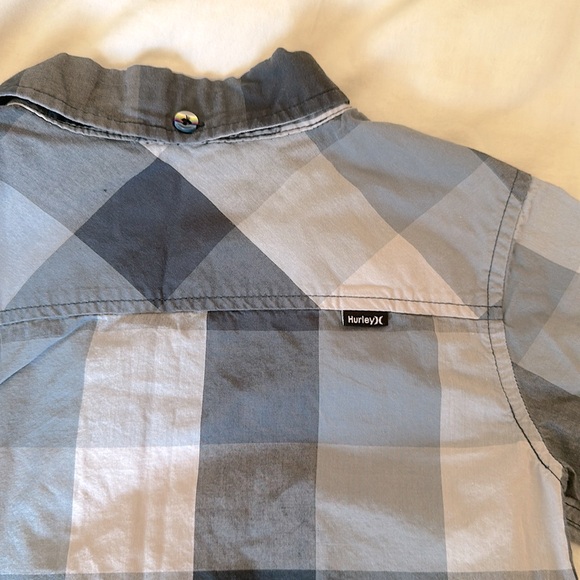 HURLEY Little Boy Short Sleeve striped Woven Shirt 4T
Button up - Picture 4 of 4